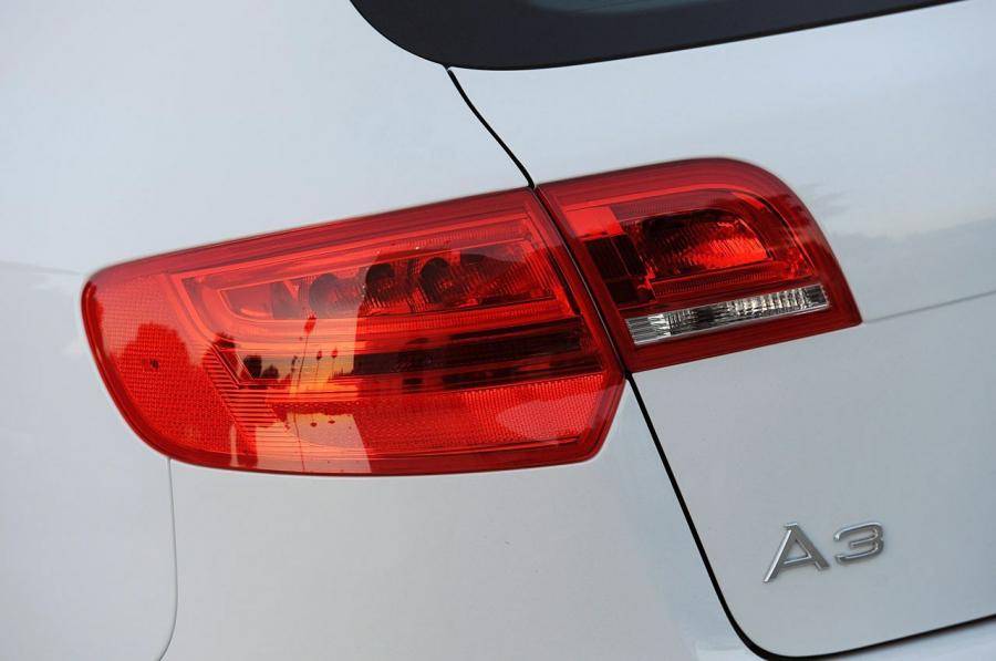 Детали экстерьера Audi A3 Sportback e-tron (8V) 2012 года  (NA) (фото 19 из 28)